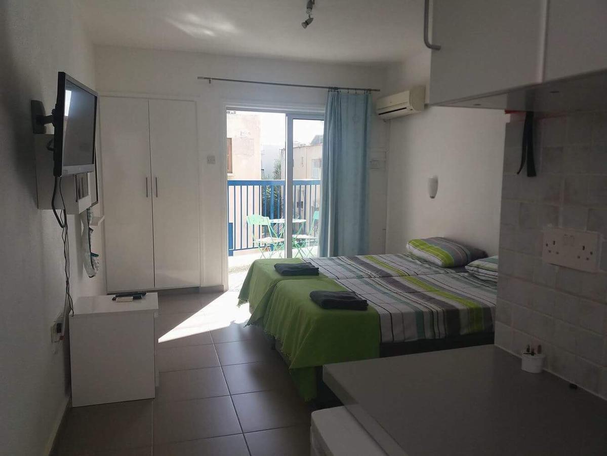 Apartment In Ajía Nápa Eksteriør bilde